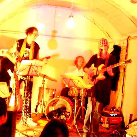 2009-11-27_Esther &amp; The Painkillers