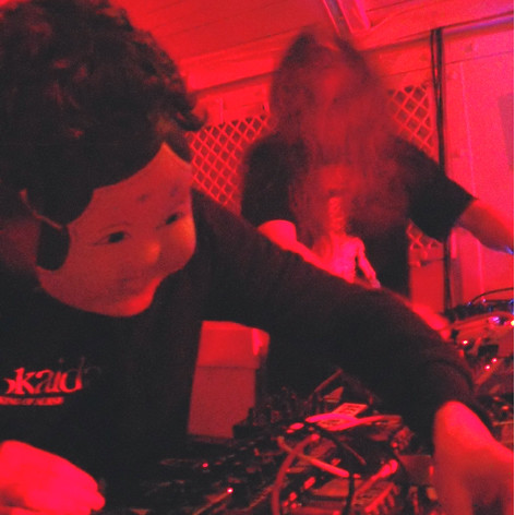 2009-10-02_Klirrbar: Izanami Labor Pains & Shock Technician