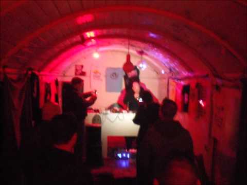 Educator (14.10.2011) live im Waggon