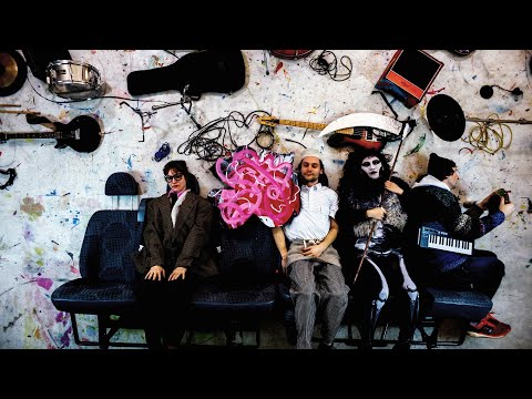 Peter Piek - Tip Of Your Tongue