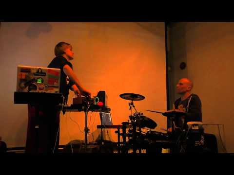 CLUBbleu live at Artistry Singapore 2015