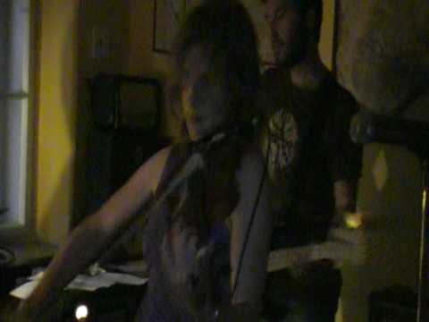 Labasheeda plays The Broken Windows of NYC at V Jeliní, Prague