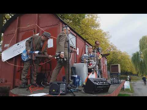 De Von Ausferns live @ the Waggon!