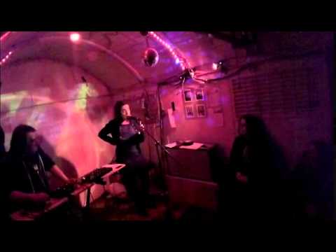 t.b. OR NOT t.b. live @ Bended Realities, Waggon Offenbach